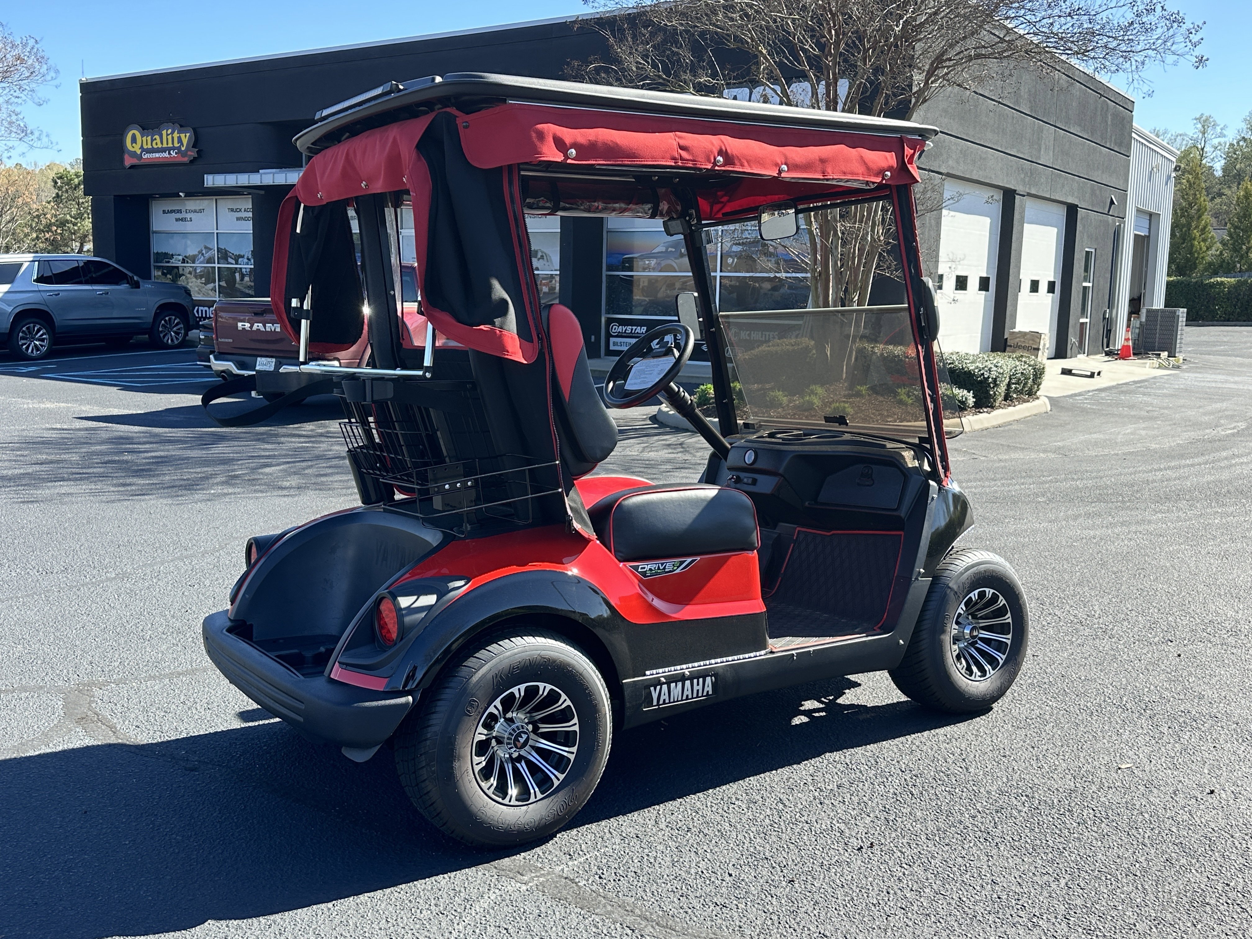 Used 2022 VIPER RED YAMAHA  image 8