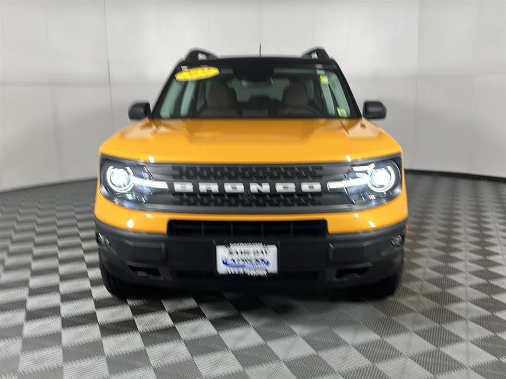 Used 2021 Orange Metallic Ford Badlands image 22
