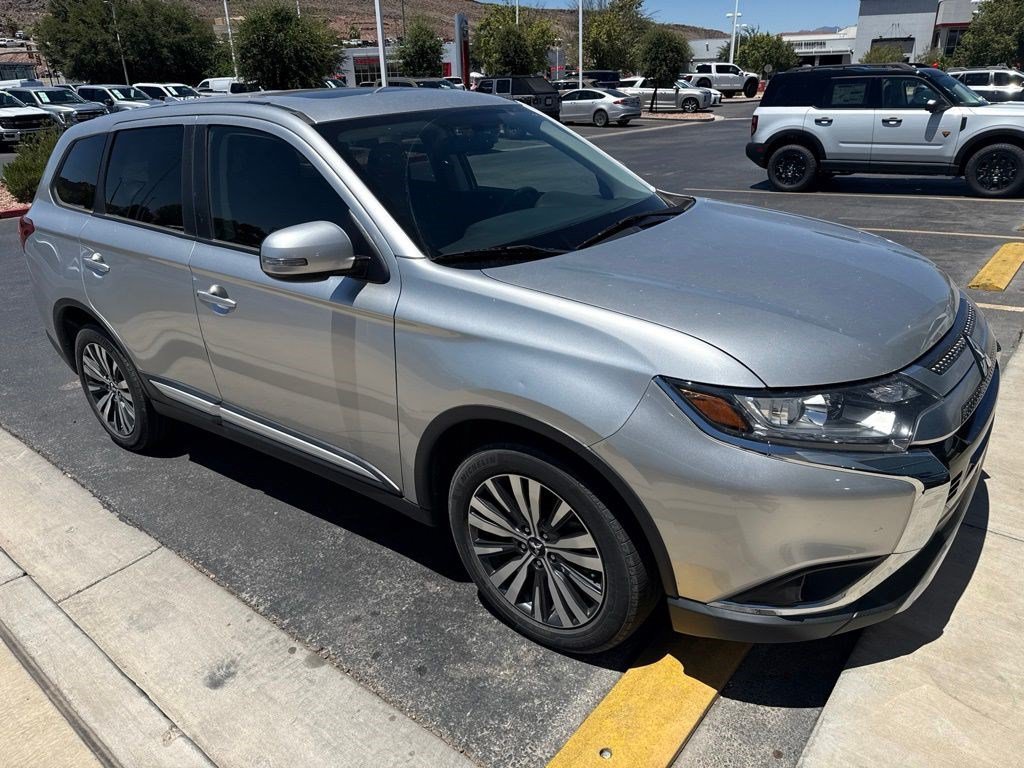 Used 2019 Alloy Silver Metallic Mitsubishi ES image 2