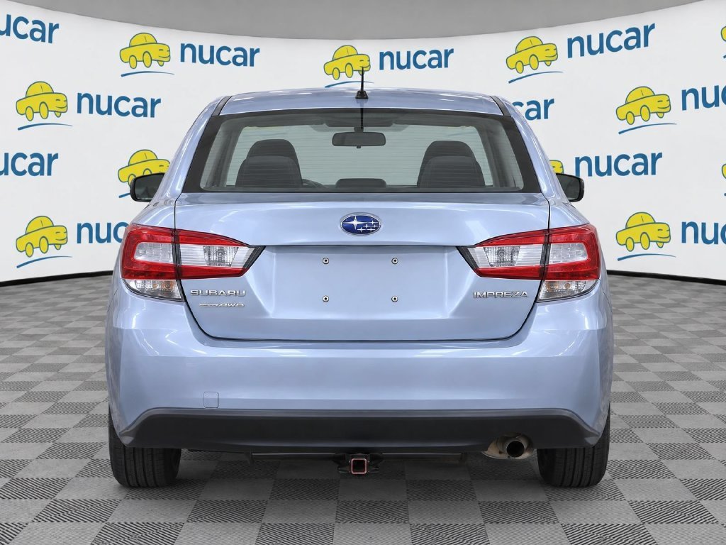 Used 2019 Silver Subaru 2.0i image 7