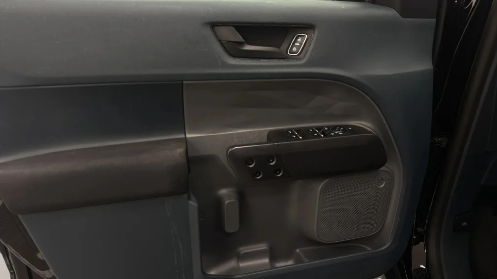 Used 2023 Black Ford XL image 9
