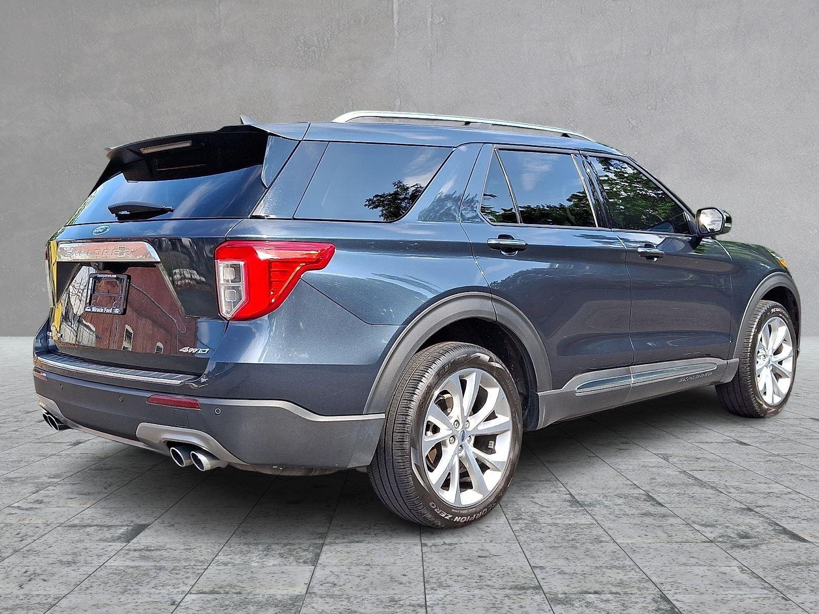 Used 2022 Stone Blue Metallic Ford Platinum image 6