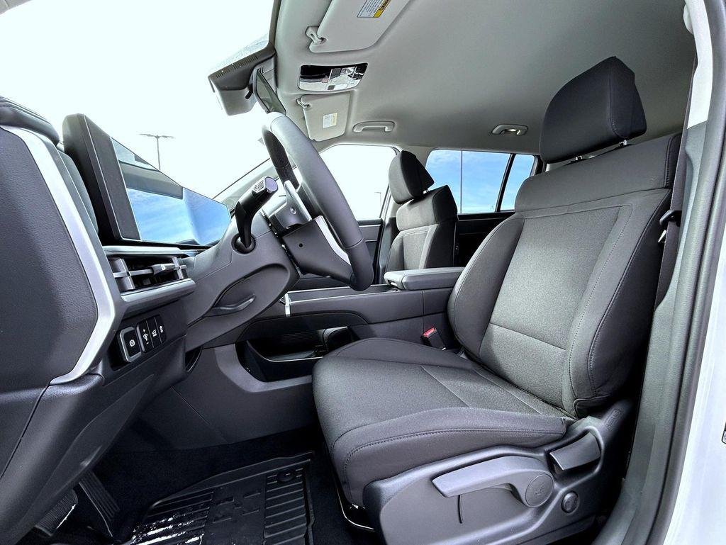 2026 Hyundai Santa Fe SE - Photo 10