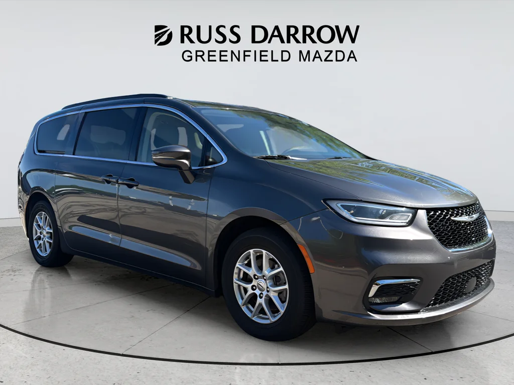 Used 2022 Gray Chrysler Touring L image 7