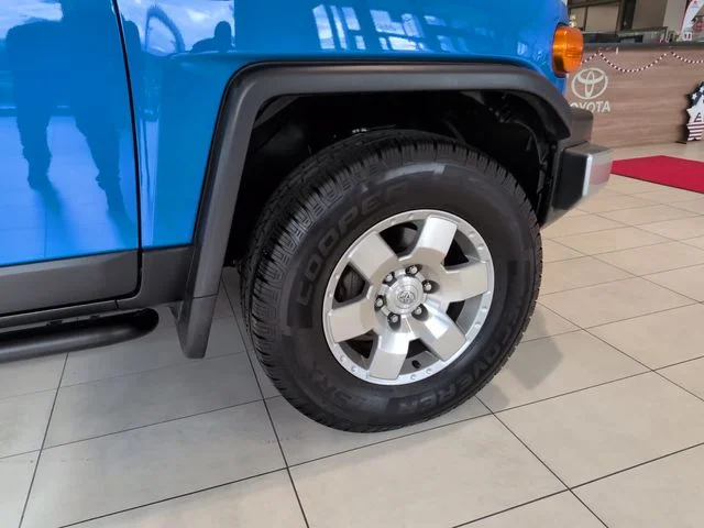Used 2007 Blue Toyota Base image 3