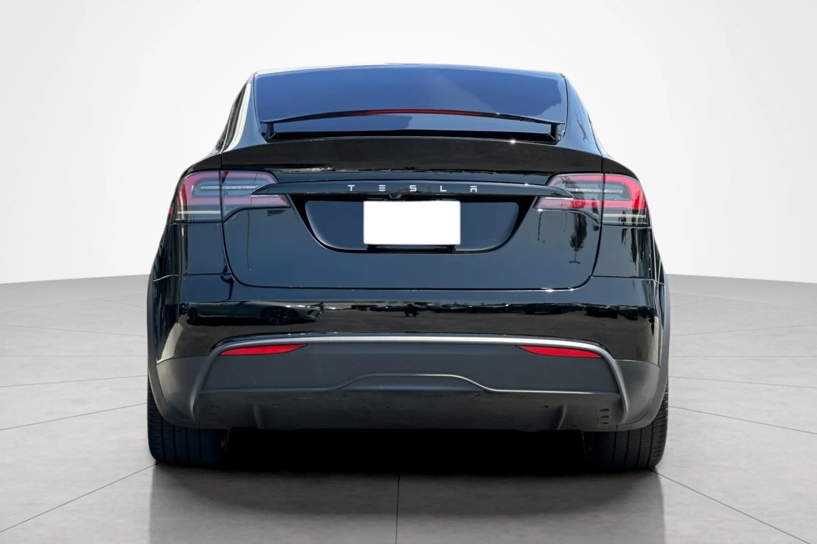 Used 2023 BLACK Tesla  image 4