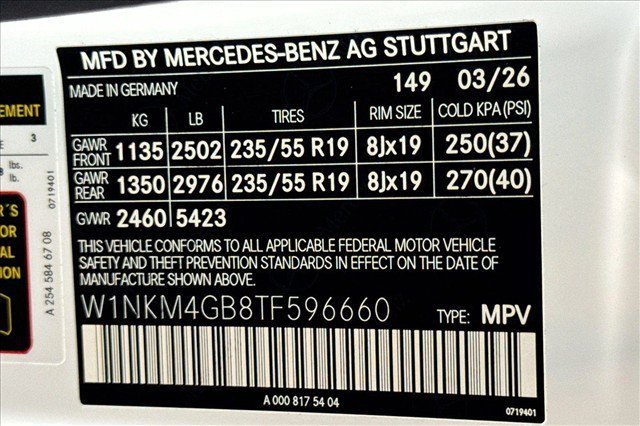 New 2026 Polar White Mercedes-Benz GLC 300 image 60