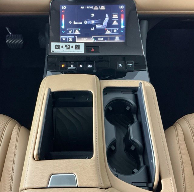 New 2027 Silver INFINITI LUXE image 21