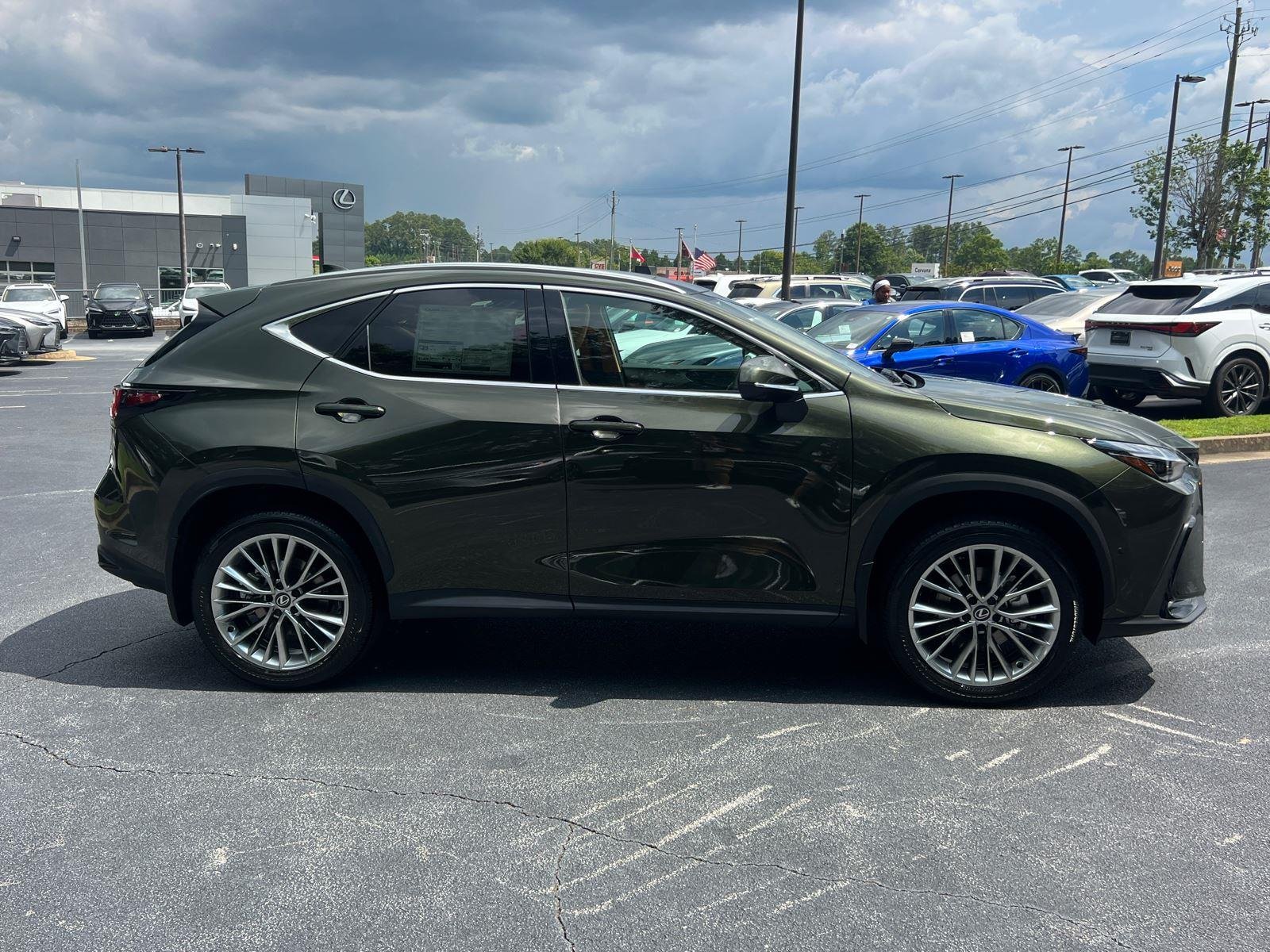 New 2026 Nori Green Pearl Lexus LUXURY AWD image 4