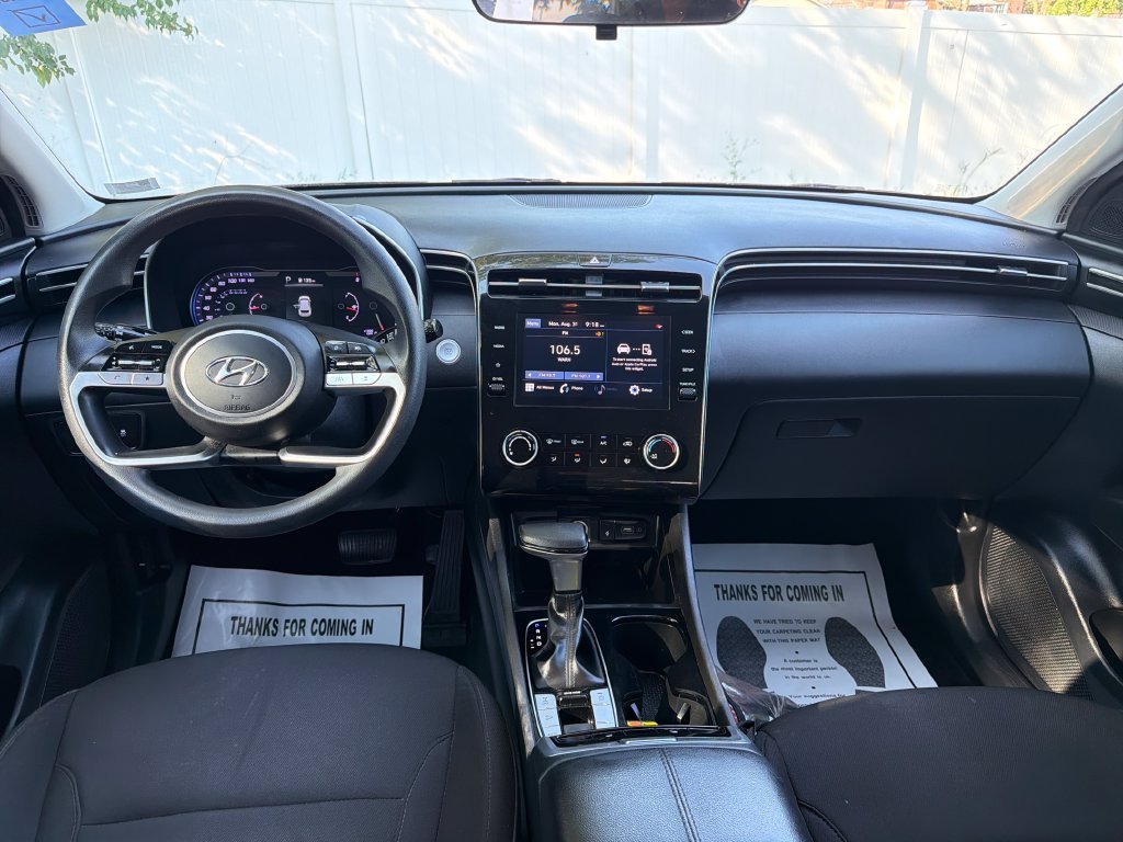 Used 2023 Amazon Gray Hyundai SEL image 15