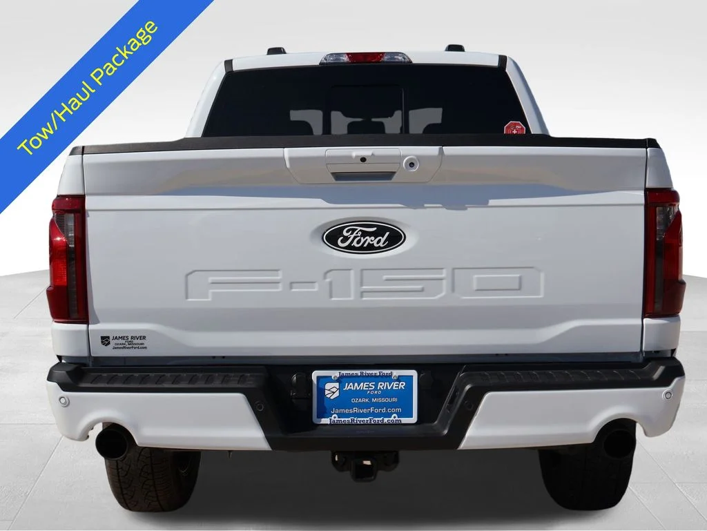 New 2026 Oxford White Ford XLT image 4