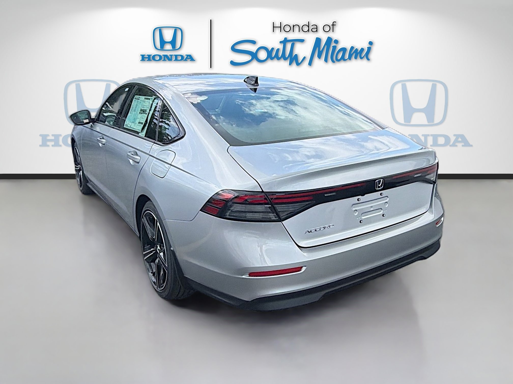 New 2026 Solar Silver Metallic Honda SE image 5
