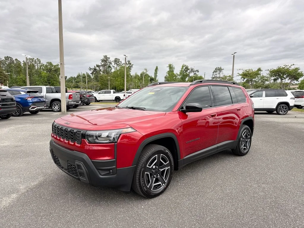 New 2026 Red Hot Pearl-Coat Exterior Paint Jeep Laredo image 7