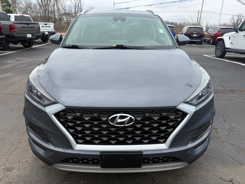 Used 2019 Gray Hyundai SEL image 3