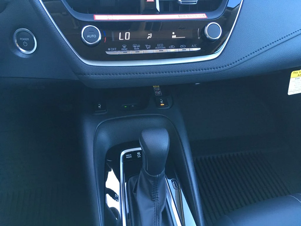 Used 2026  Toyota XLE image 17