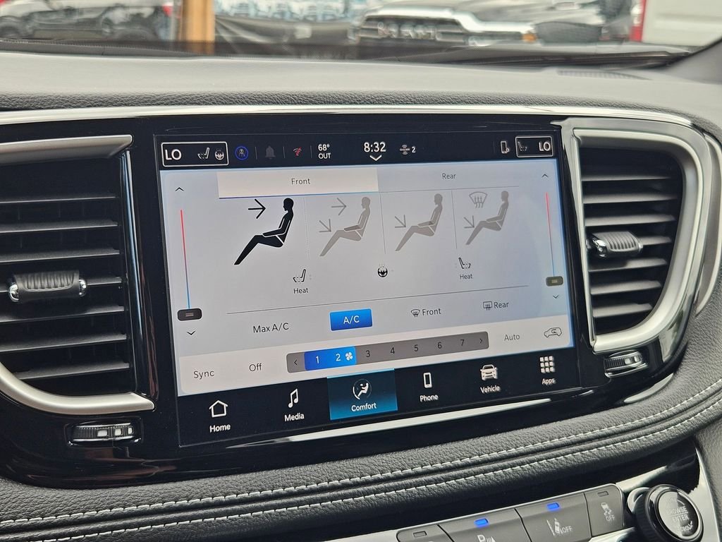 2026 Chrysler Pacifica Select - Photo 25