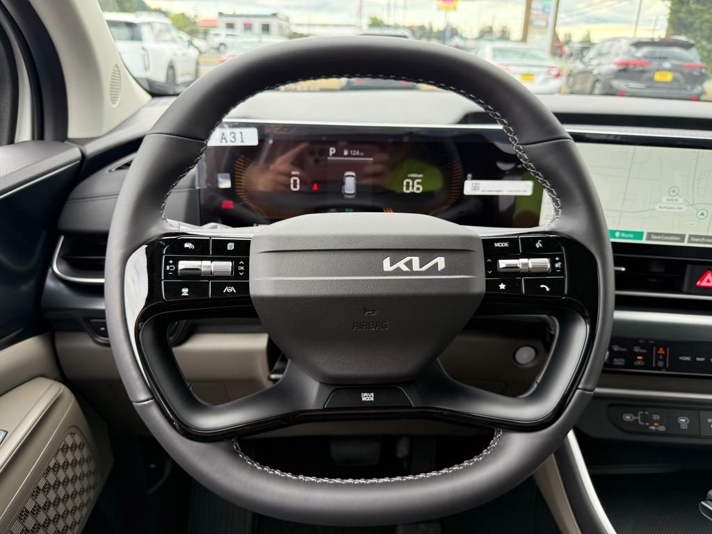 New 2027 Snow White Pearl Kia LXS image 22
