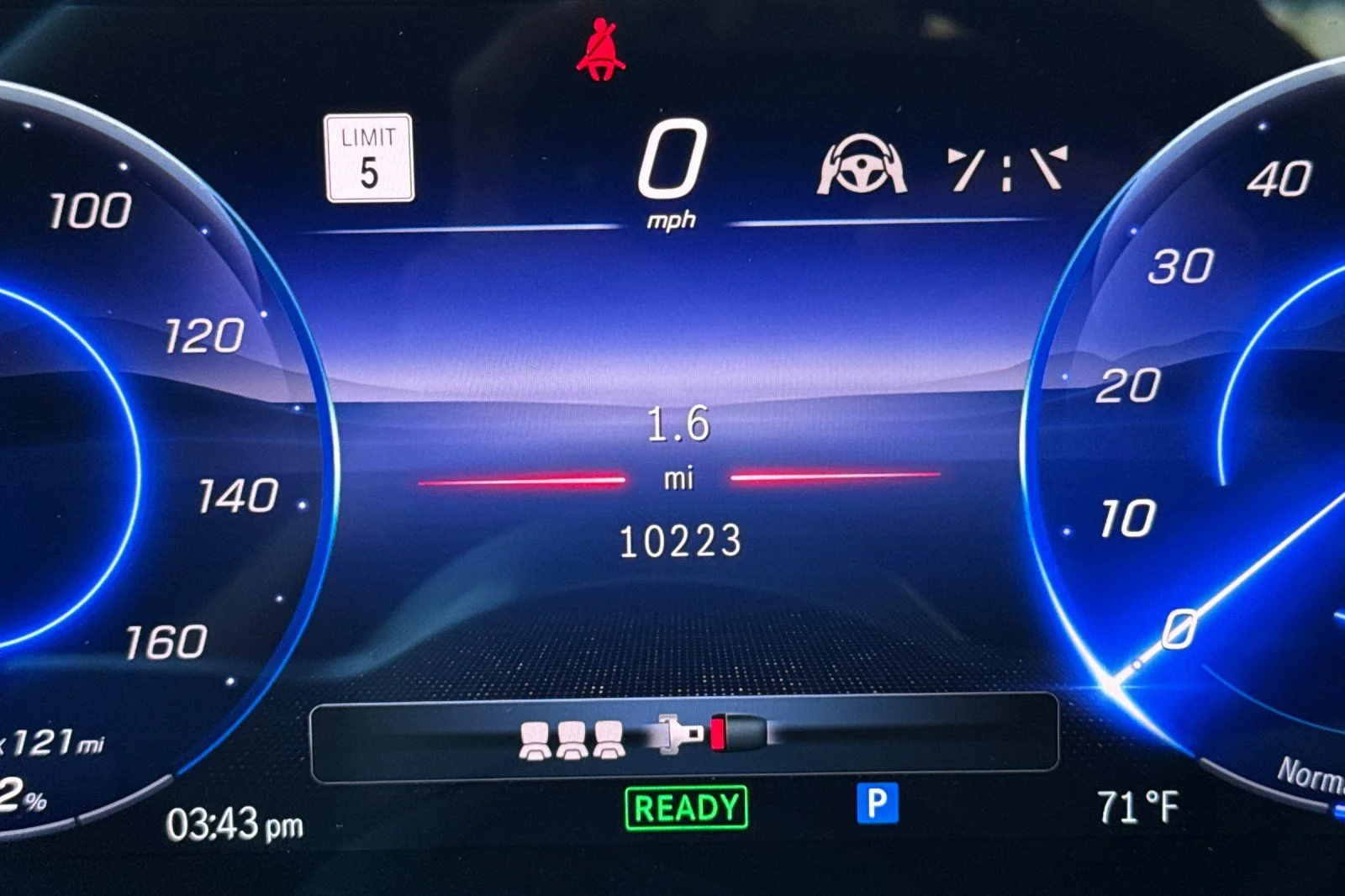 Certified Used 2025 Green Mercedes-Benz 350 SUV image 32