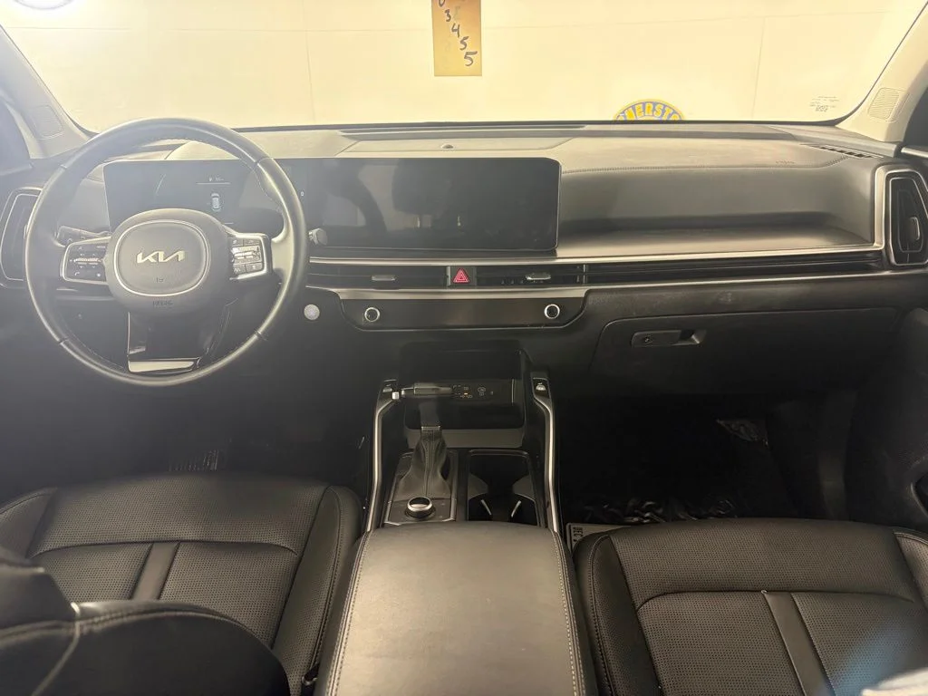 Used 2024 Black Kia S image 6