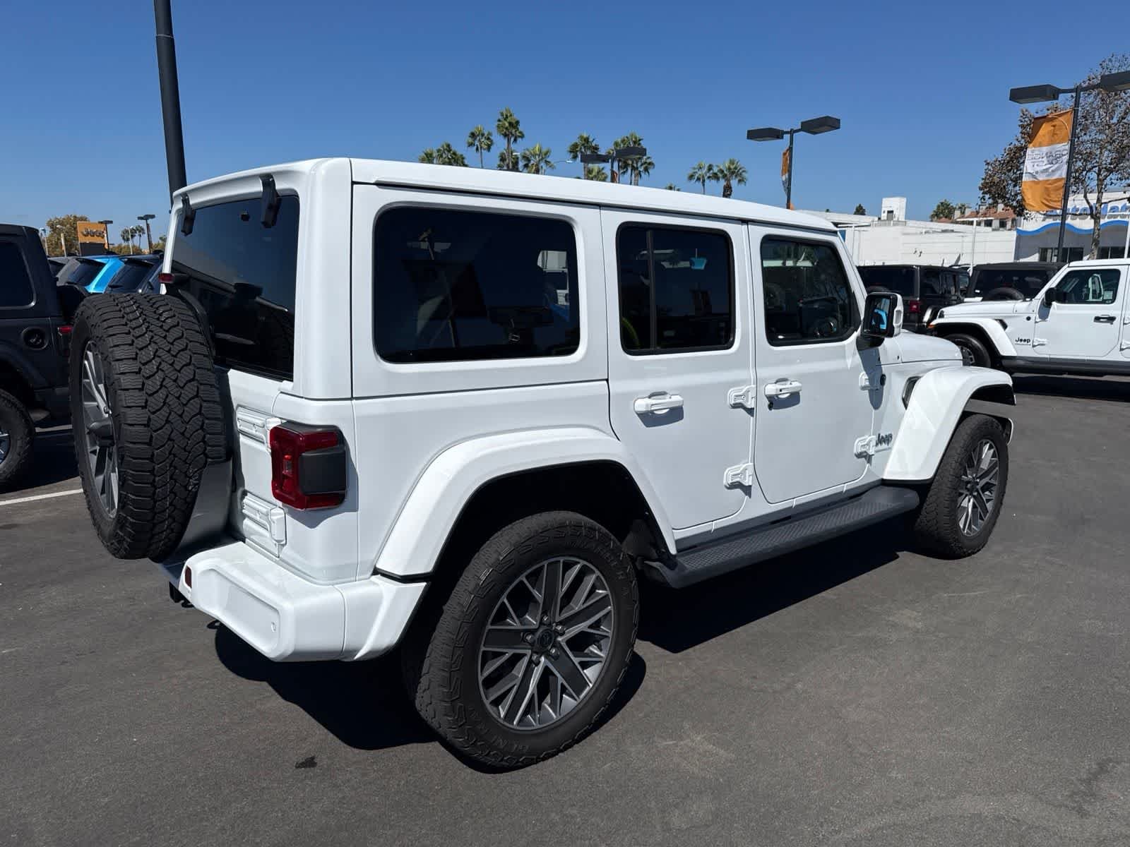 Used 2024 Bright White Clearcoat Jeep High Altitude image 11