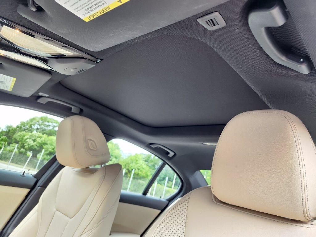 Used 2024 White BMW 330i xDrive image 20