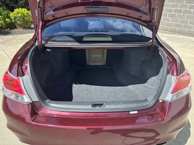 Used 2012 Red Honda LX image 11