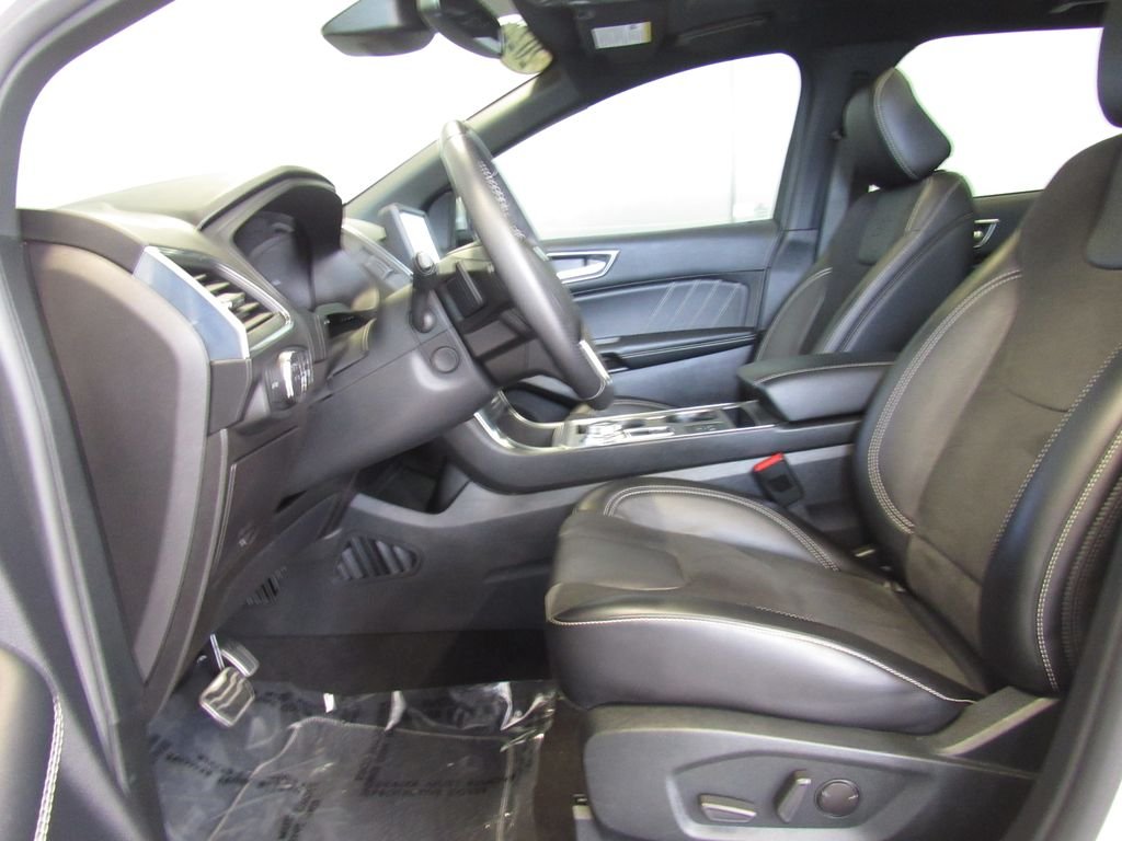 2022 Ford Edge ST - Photo 10