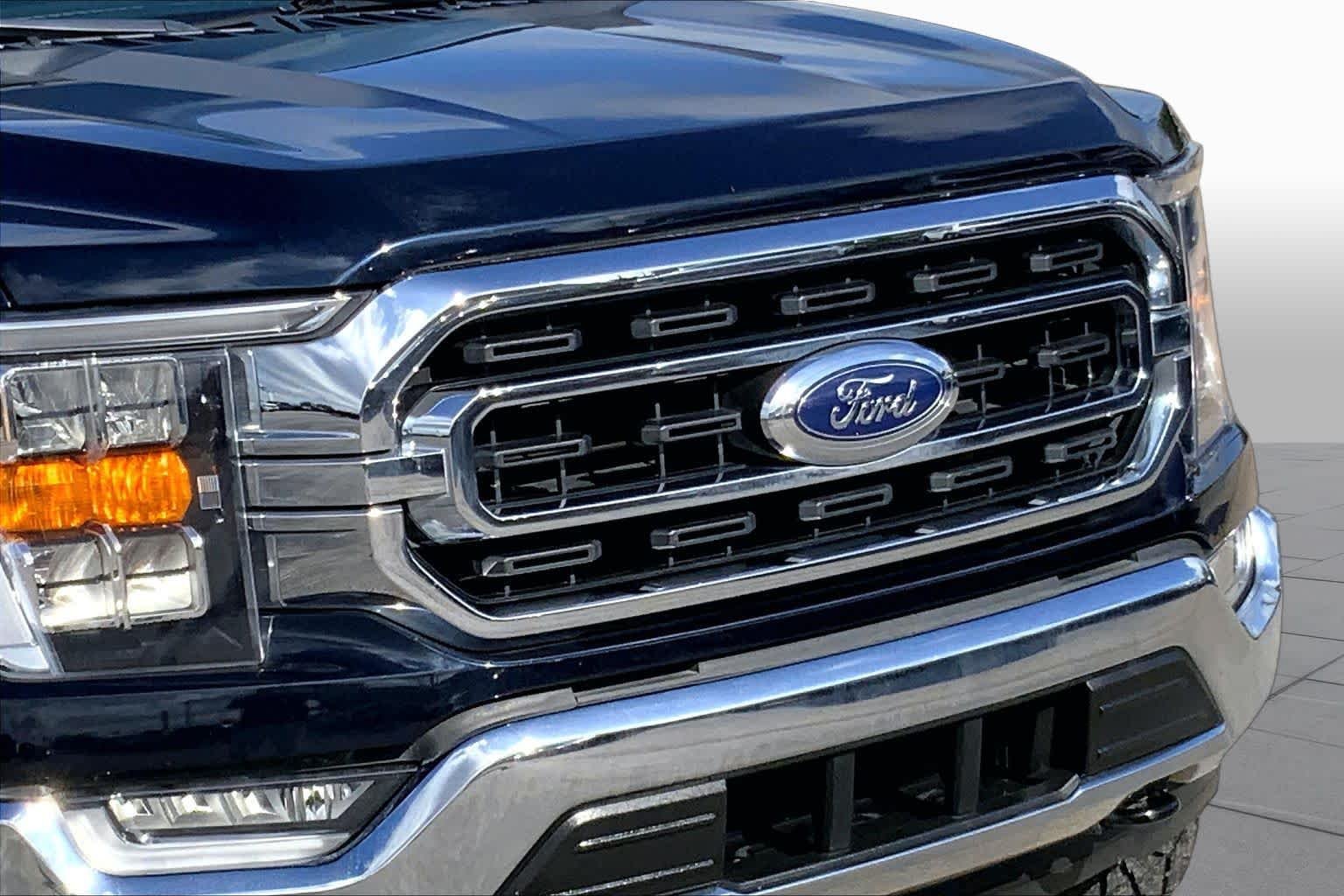 Certified Used 2022 Antimatter Blue Metallic Ford XLT image 26