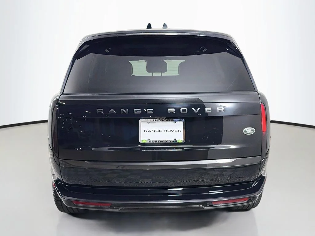 Certified Used 2023 Santorini Black Metallic Land Rover SE image 6