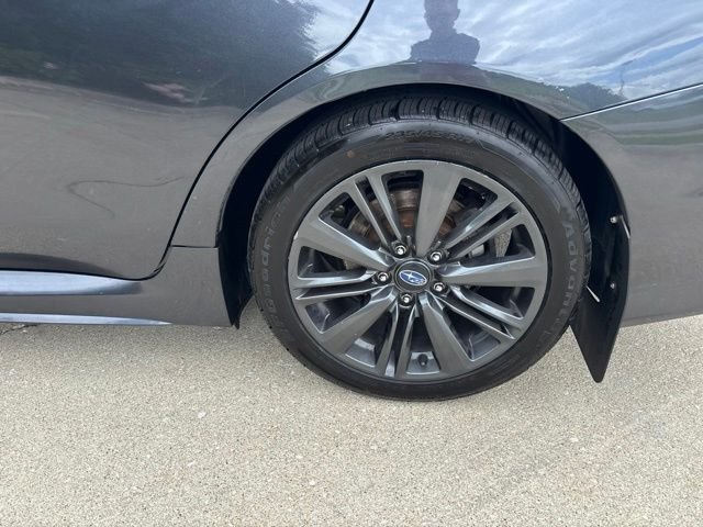 Used 2018 Dark Gray Metallic Subaru Base image 10