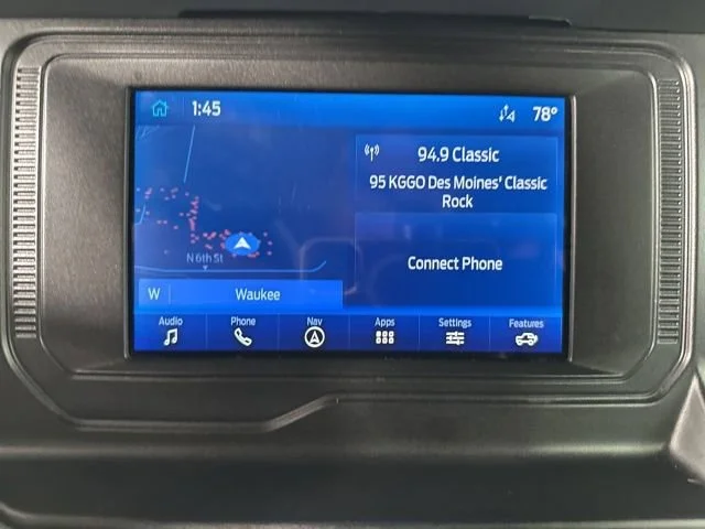 Used 2023  Ford Base image 15