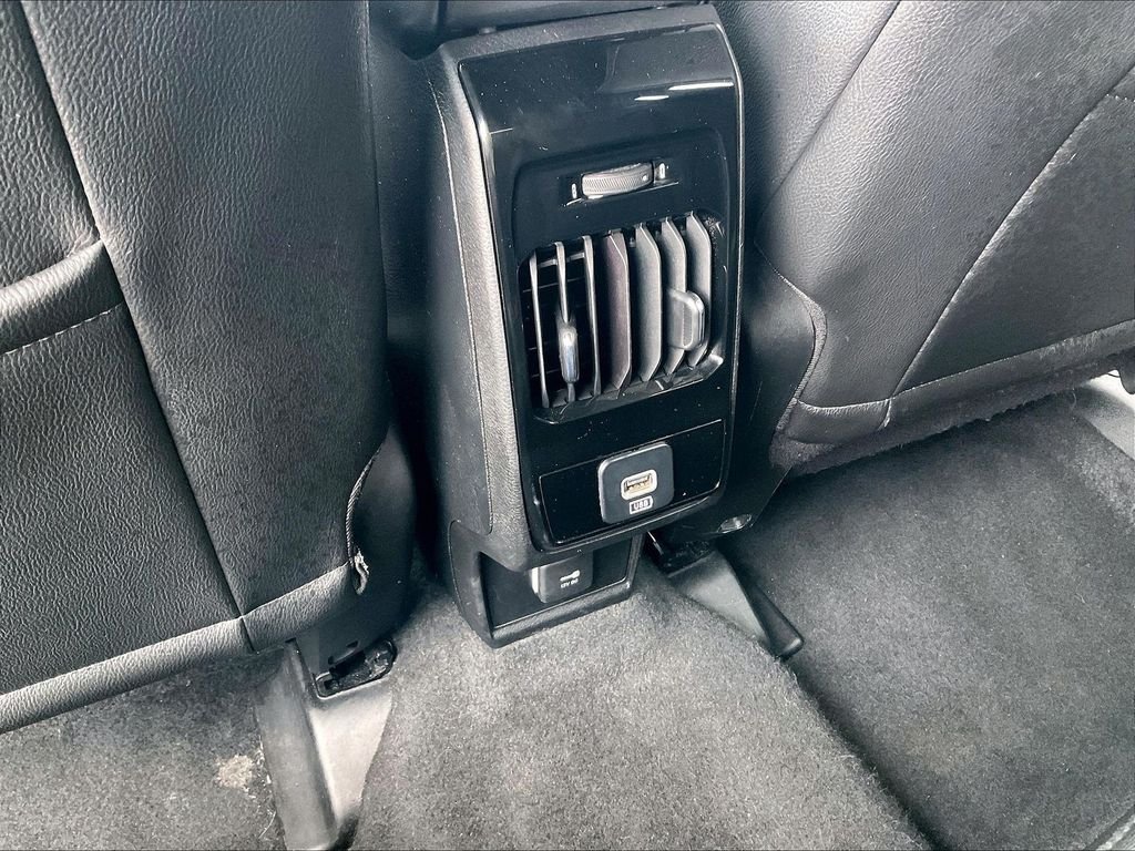 Used 2024 Gray Jeep Limited image 25