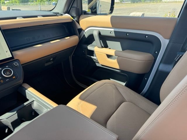 New 2026 Borasco Grey Land Rover S image 12