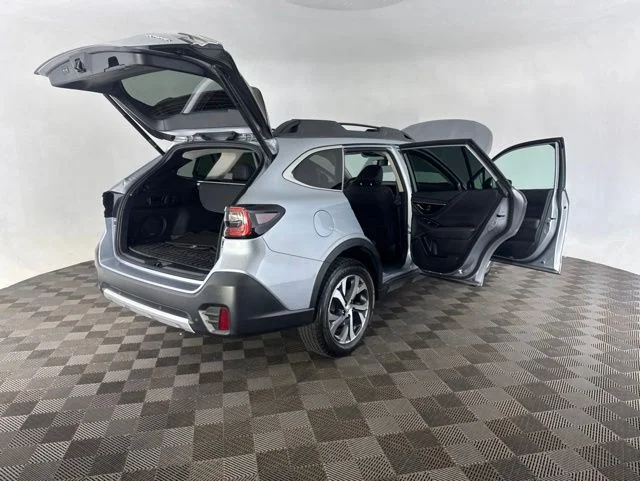 Used 2022 Silver Subaru Limited image 14