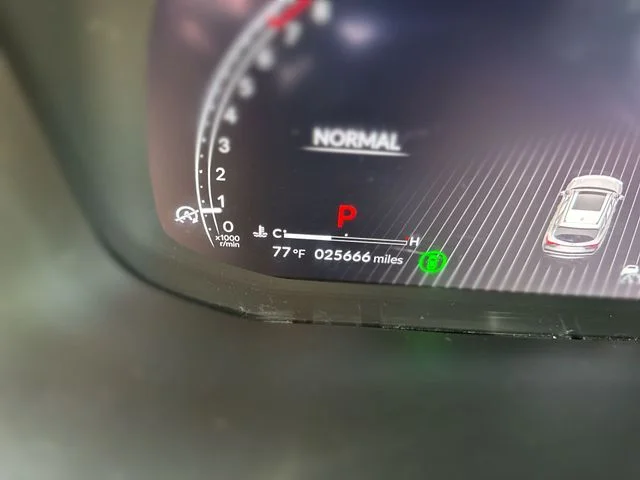 Used 2023  Acura Advance image 17