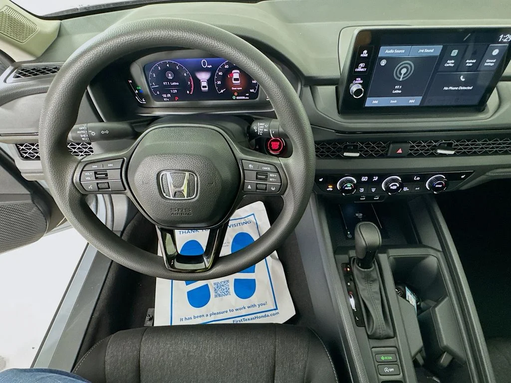 New 2026 Urban Gray Pearl Honda SE image 17