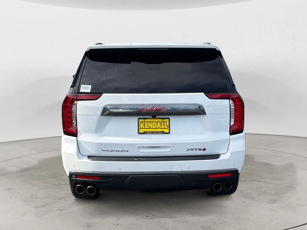2023 GMC Yukon AT4 - Photo 6