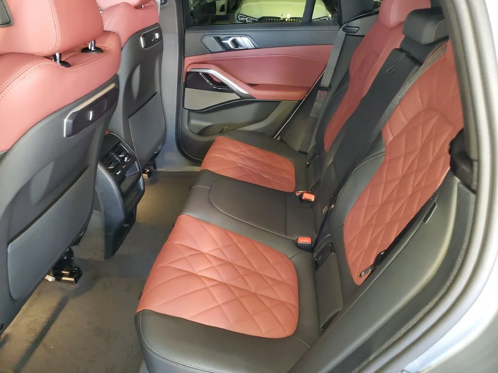 New 2027 Skyscraper Grey Metallic BMW xDrive40i image 11