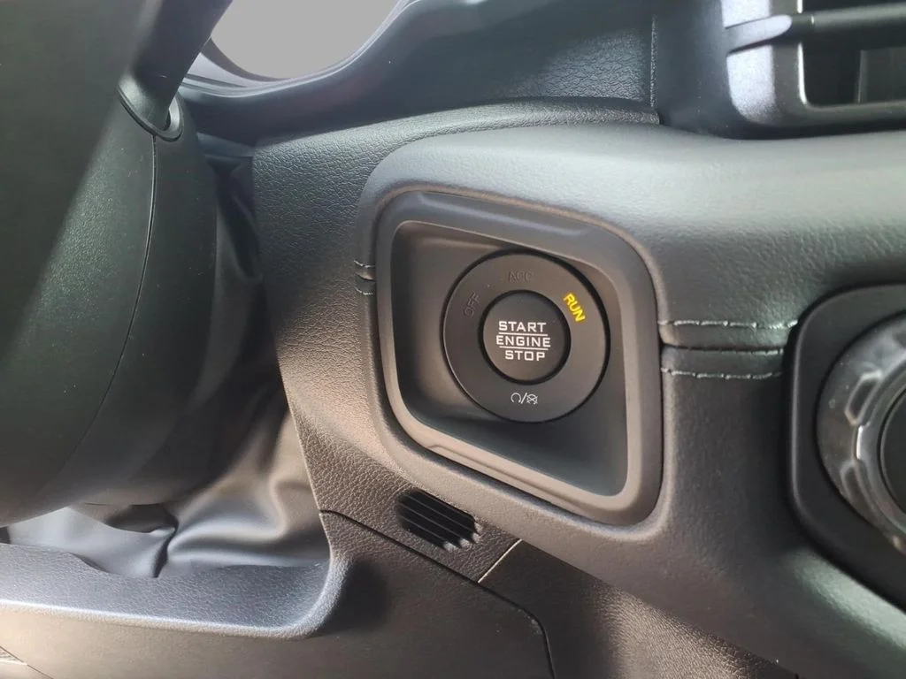 New 2026 Reign Exterior Paint Jeep Sahara image 17