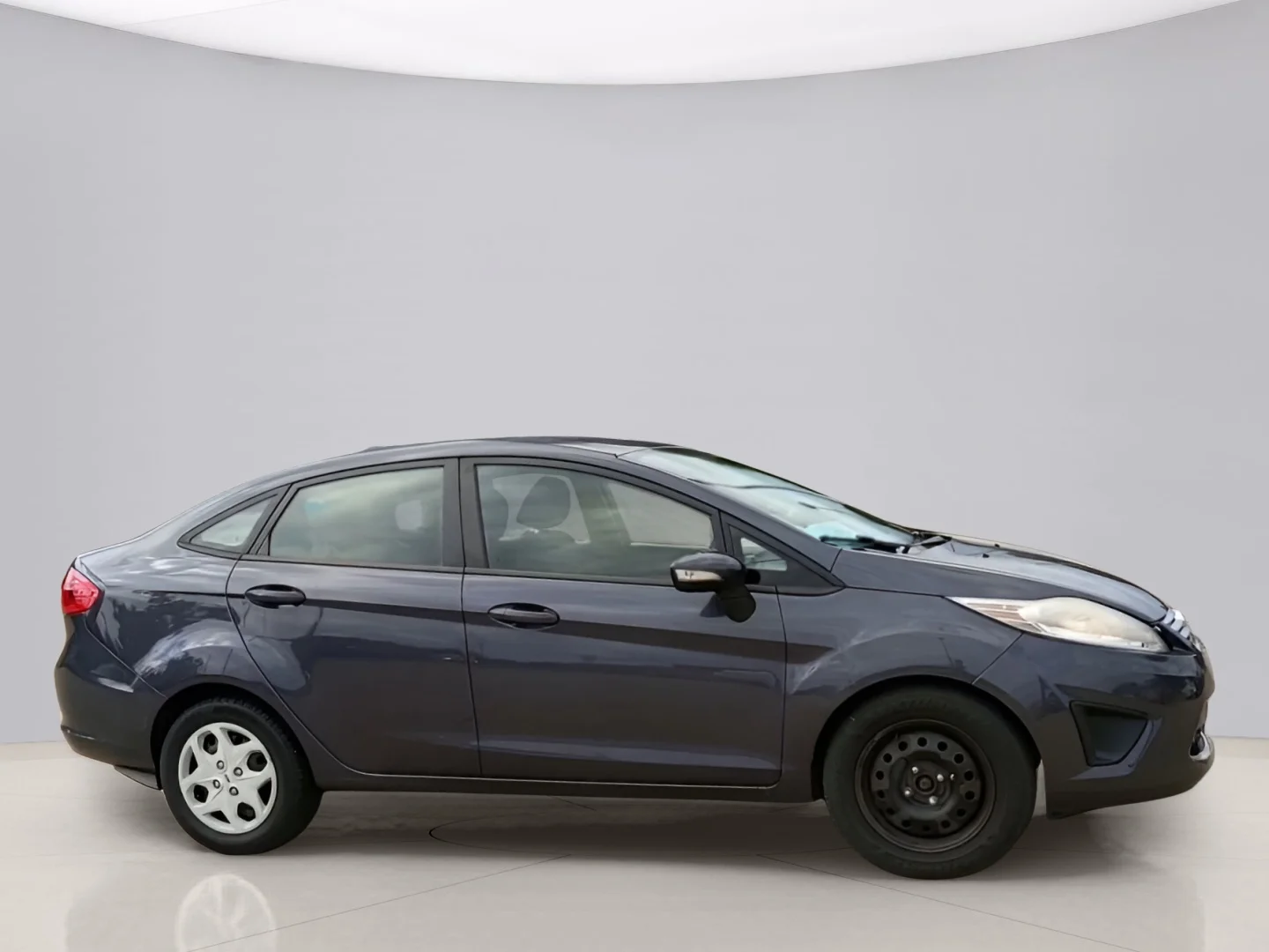 Used 2013 Gray Ford  image 2