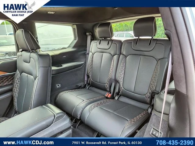 Certified Used 2024 Silver Jeep Summit image 12