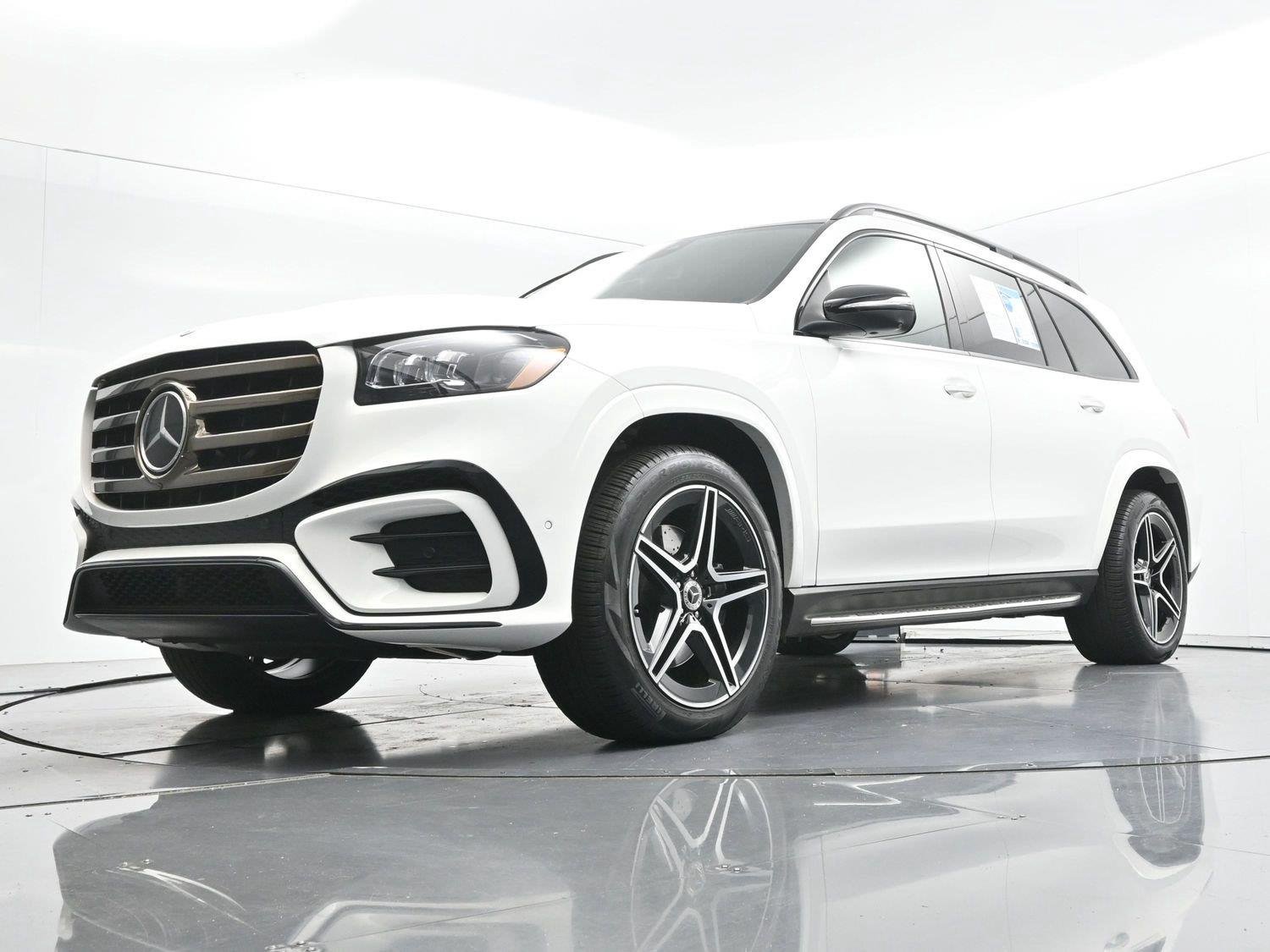 Used 2025 Polar White Mercedes-Benz GLS 450 image 56