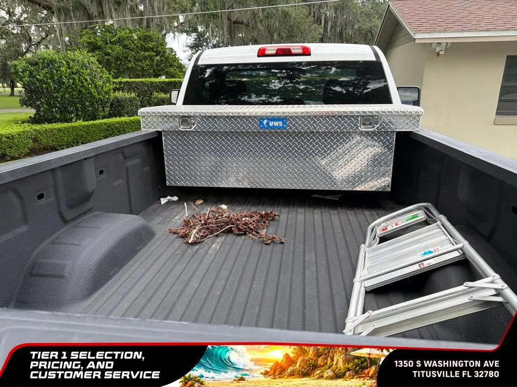 Certified Used 2022 SUMMIT WHITE GMC Pro image 3
