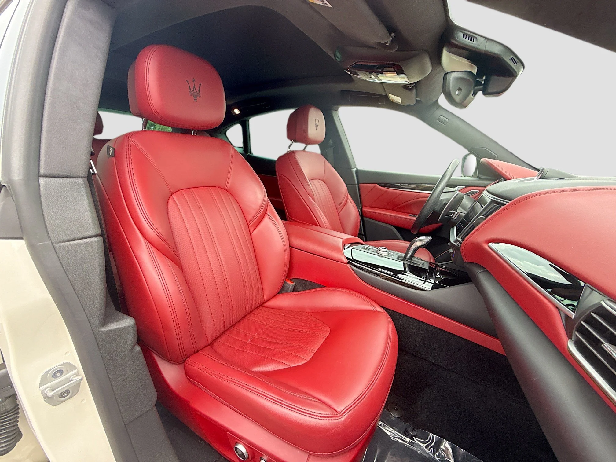 Used 2022 Bianco Maserati GT image 15