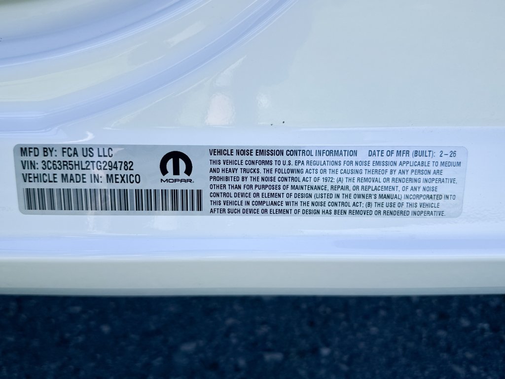 New 2026 Bright White Clear-Coat Exterior Paint RAM Tradesman image 33