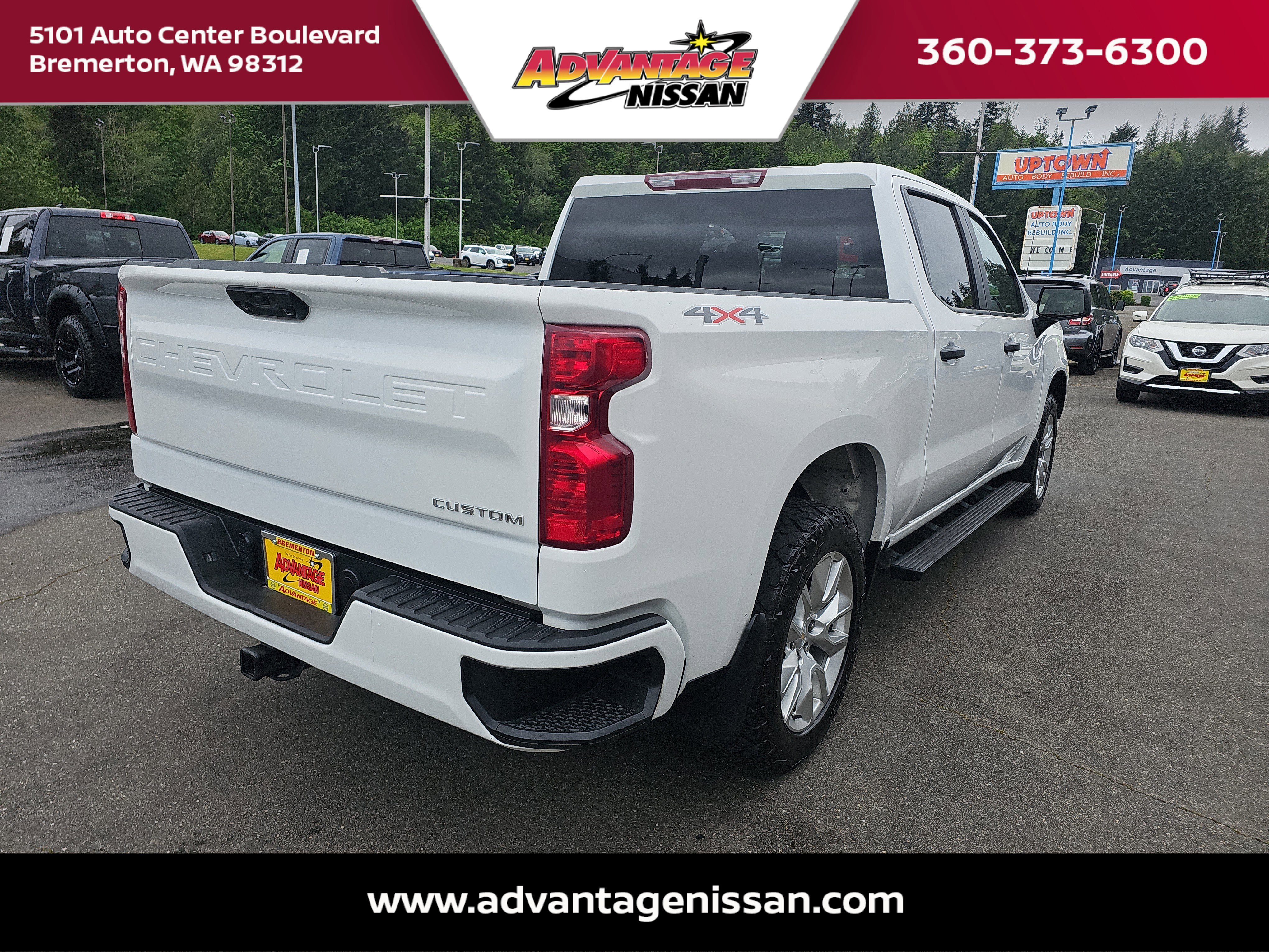 Used 2023 Summit White Chevrolet Custom image 5