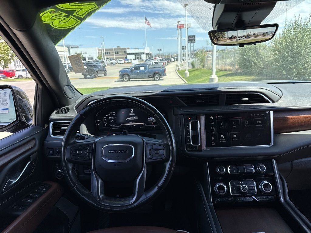 2023 GMC Yukon Denali Ultimate - Photo 18