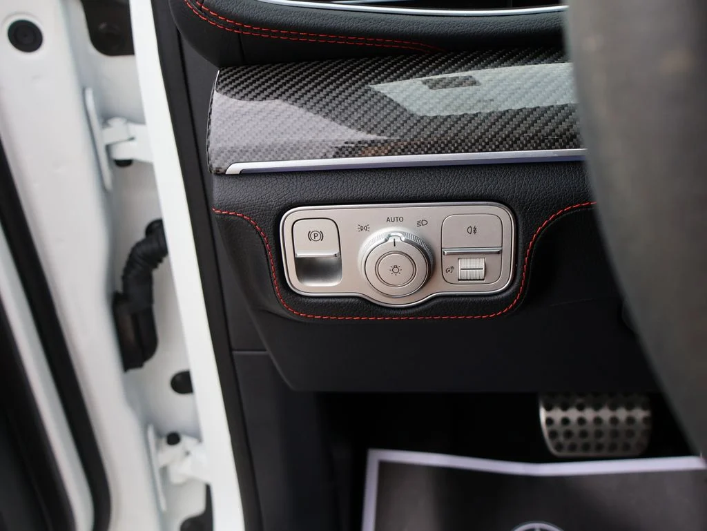 Used 2024 Polar White Mercedes-Benz GLE 53 AMG® image 40
