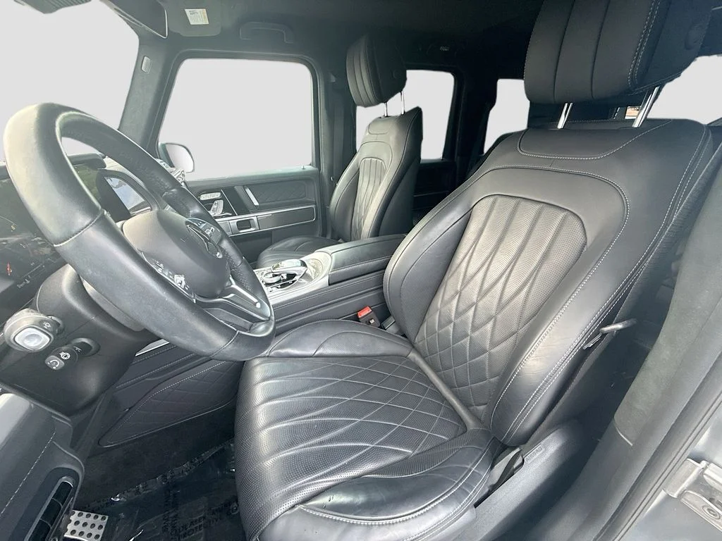Used 2023 Silver Mercedes-Benz G 550 image 23