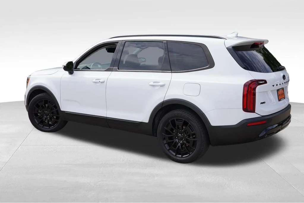 Used 2021 Glacial White Pearl Kia SX image 8